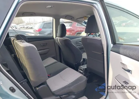 2017 Toyota Prius V Two из США, поврежденный, VIN JTDZN3EU5HJ065566